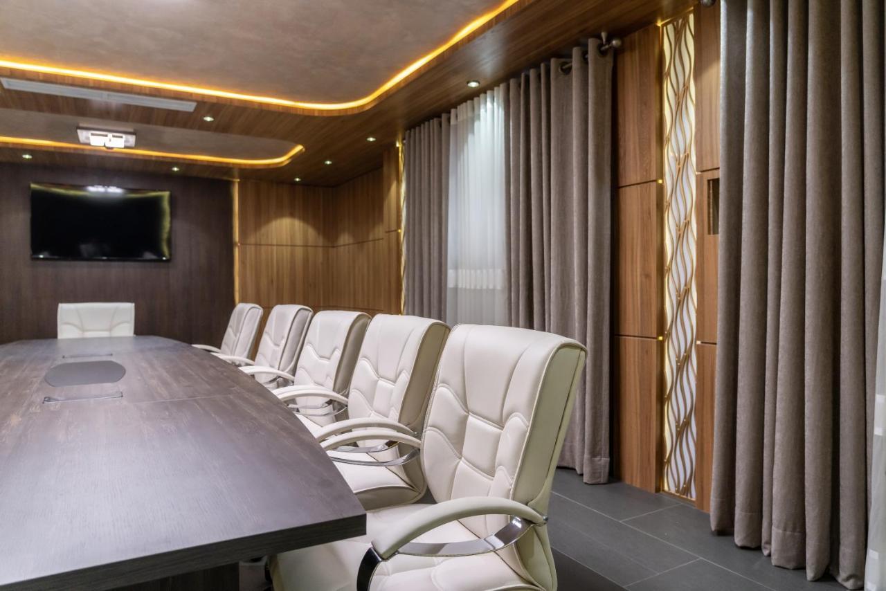 Rayyan Hotel & Spa Tashkent Exterior foto